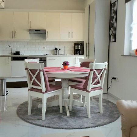 Apartment Grazia Pula Ngoại thất bức ảnh