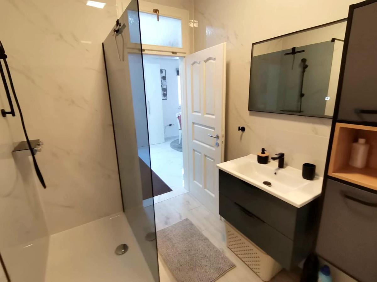 Apartment Grazia Pula Ngoại thất bức ảnh